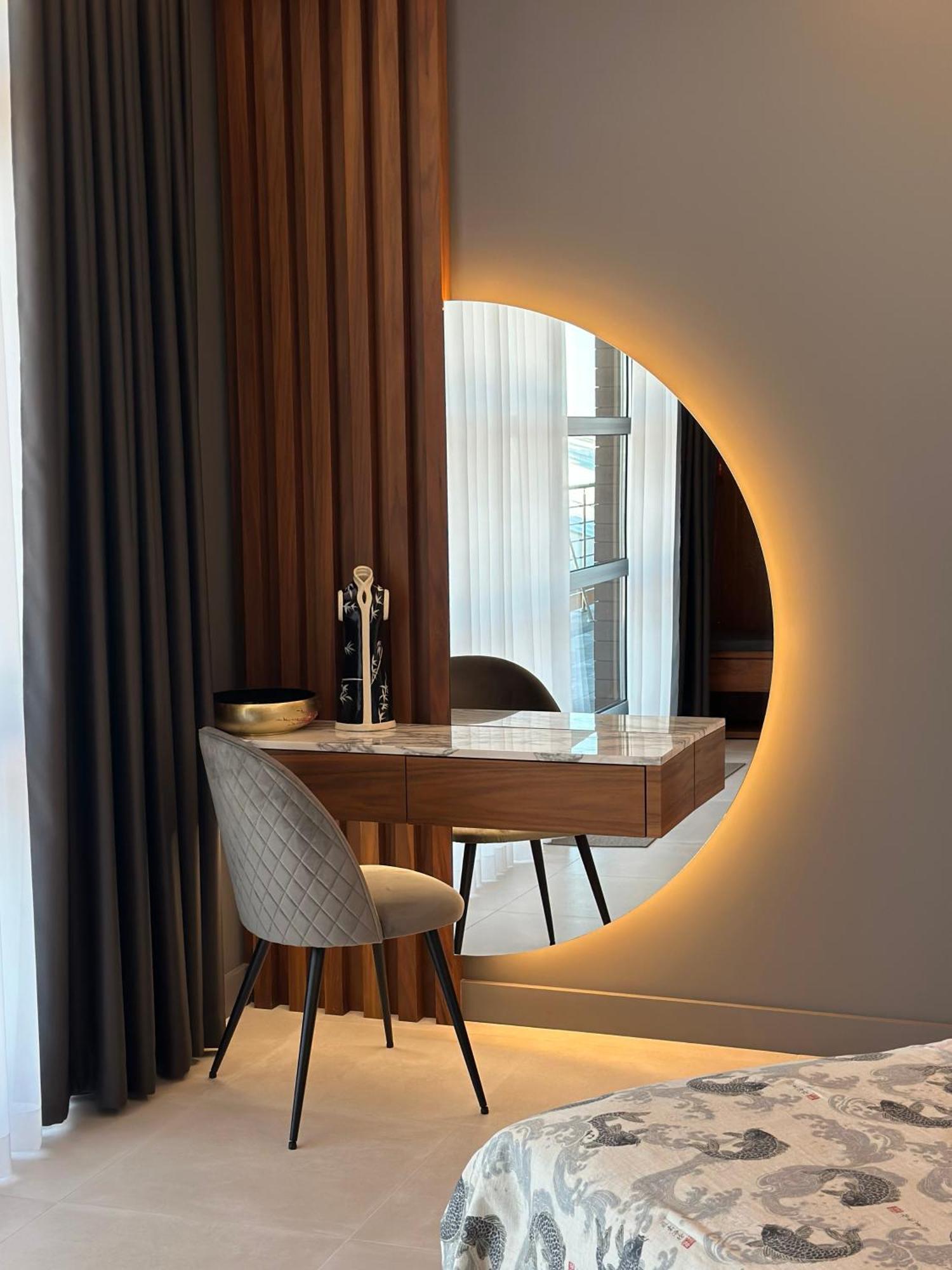 Boutique Light House